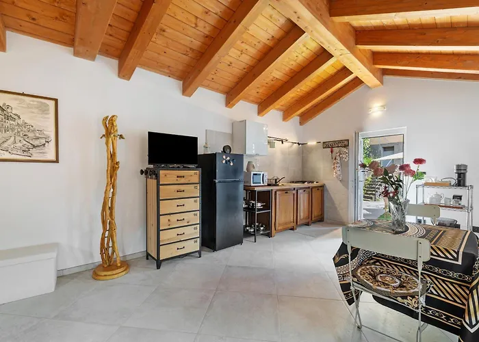 Semesterbostad Maison Nature E Relax Rubino Osiglia